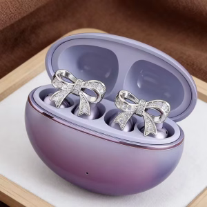 Decorative Earphone Clips with Pearls - Elegant Design